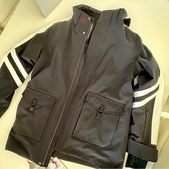 Perfect Moment Black and White Chevron Ski Jacket - Picture 4 of 16